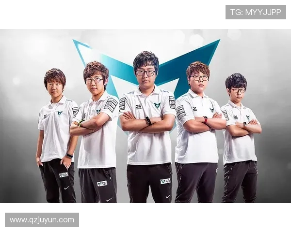 聚焦英雄联盟FPX战队的迅猛崛起与战术创新探讨